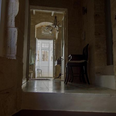 Town House Steeped In History Villa ราบัต ภายนอก รูปภาพ